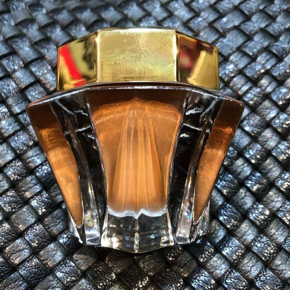 STILA - NWT Lingerie Soufflé Skin Perfecting Color in Shade 7.0 (deep to dark) - Picture 5 of 15